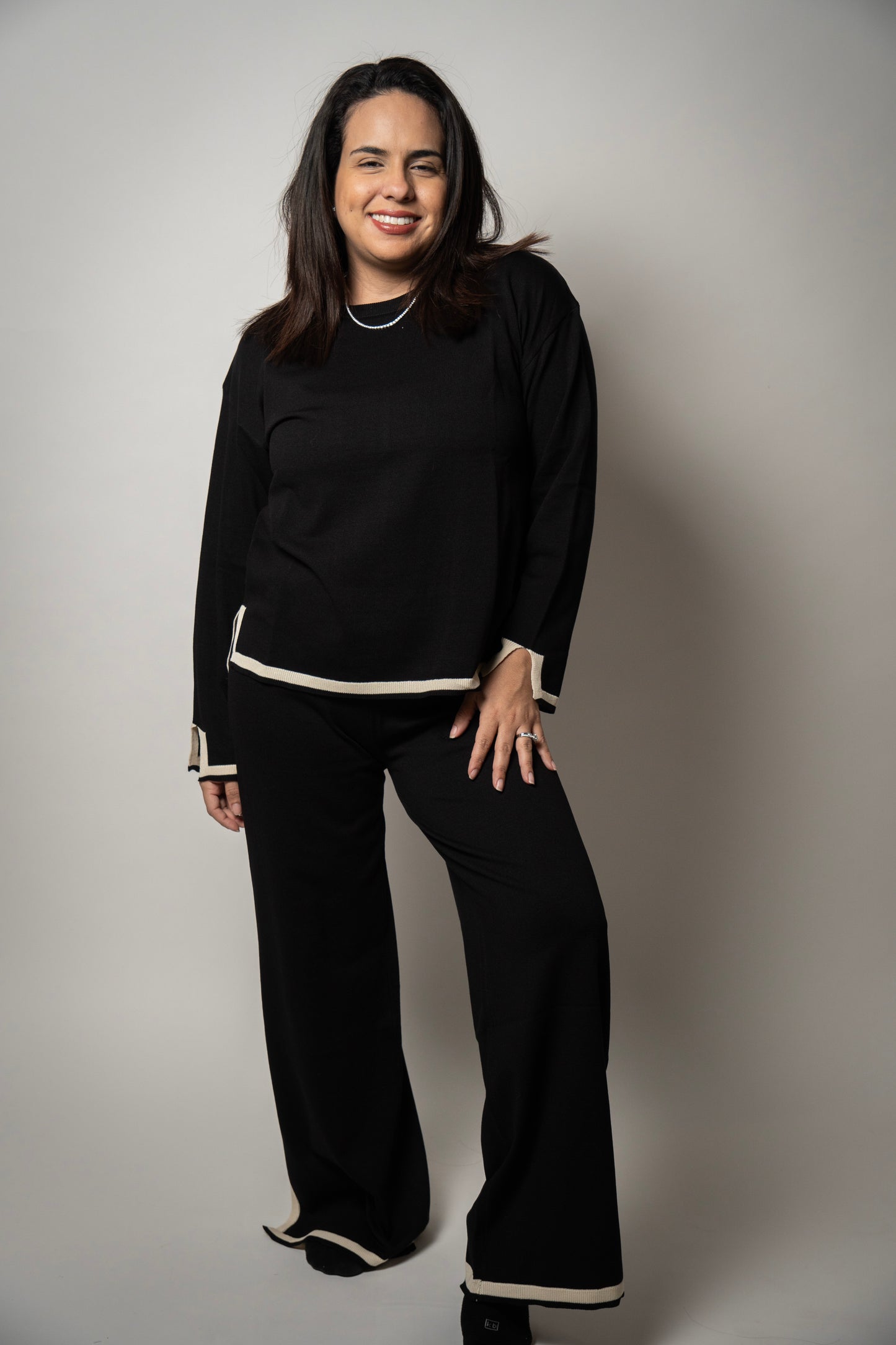 Women's casual knitted-sleeved sweater and pants set