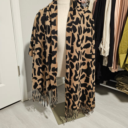 Double-Sided Leopard Scarf