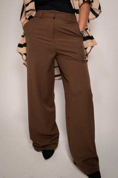 Silhouette Woven Pants